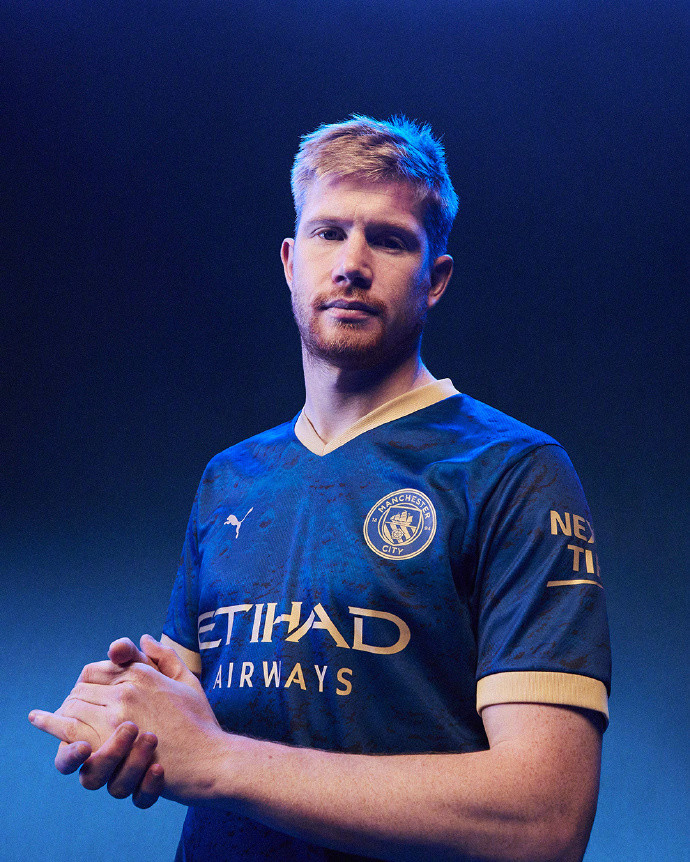 LNG官方：打野选手xiaofang与俱乐部友好协商后正式离队（LNG官宣：经友好协商，打野选手xiaofang正式离队）