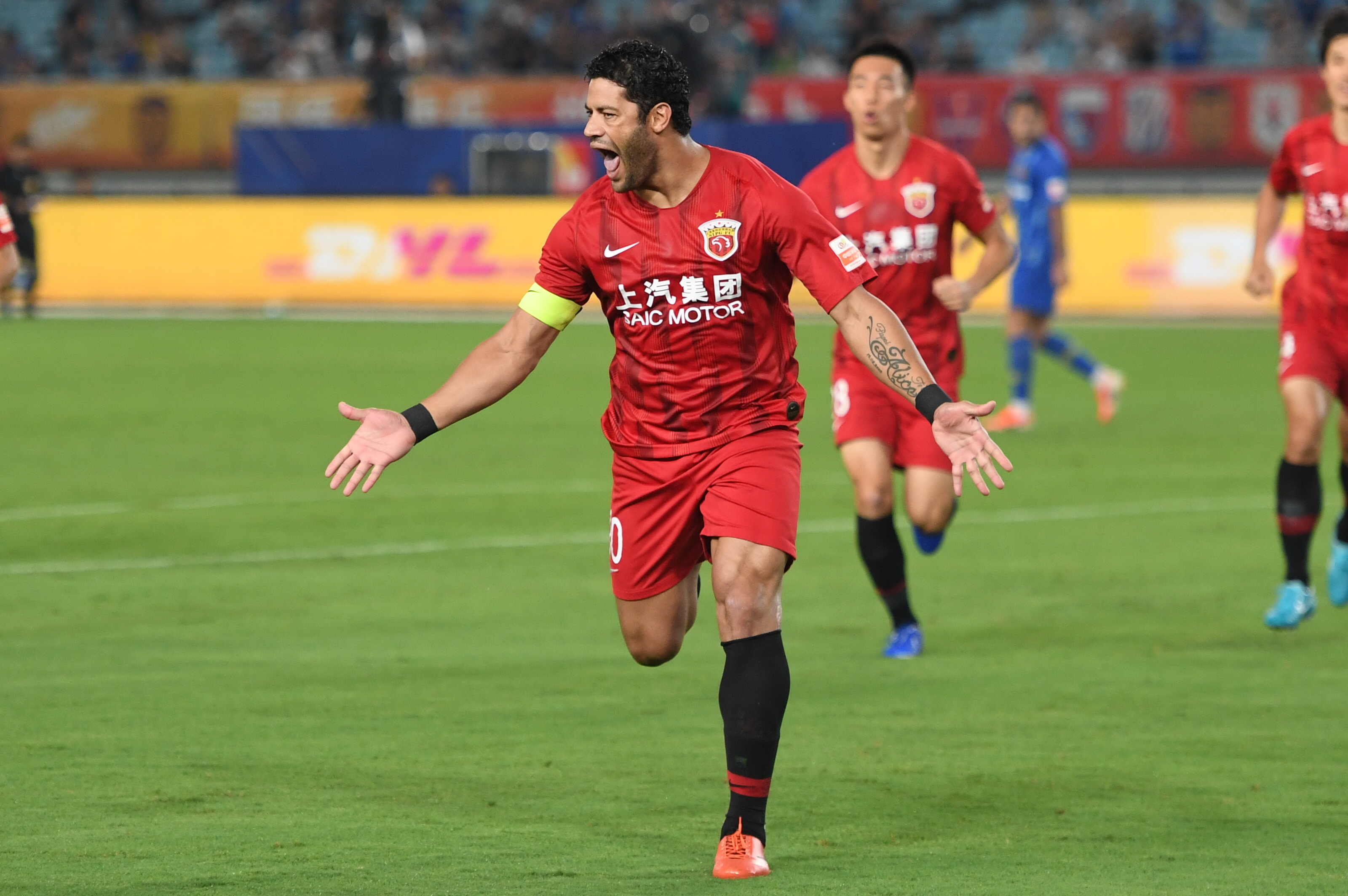 沙媒：利雅得胜利有意克里斯滕森，已与他接触尝试说服其加盟（沙媒曝：利雅得胜利看中克里斯滕森，已与其接洽力邀加盟）